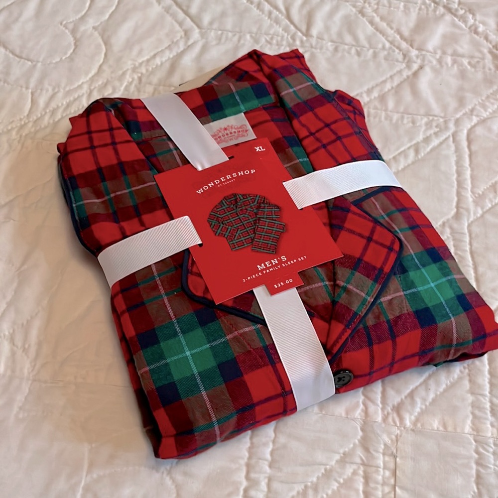 NEW with tags mens pajamas